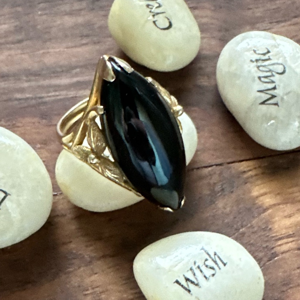 14kt Jade Ring